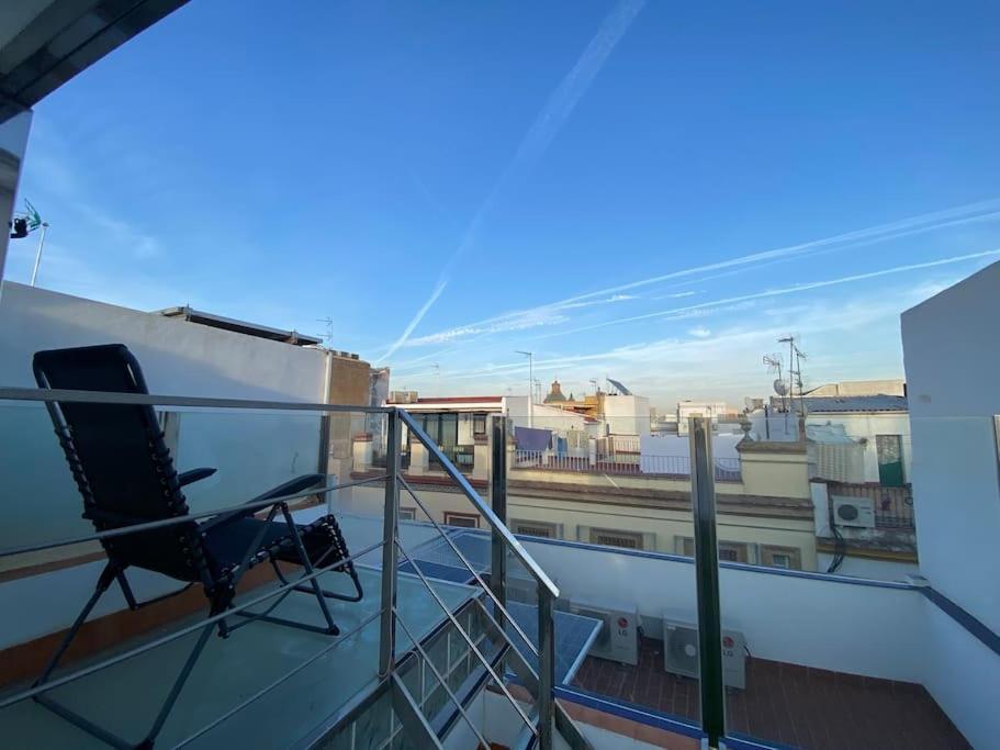 Luxury Complete Building In The Heart Of Siviglia Esterno foto
